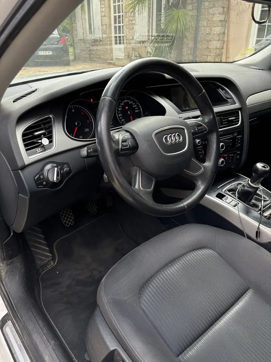 Baie de diagnostic et équipements électroniques de l'atelier Equip'Auto 21